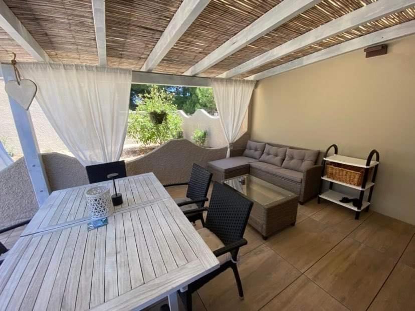 Willa Casa Teresa Porto Pino Zewnętrze zdjęcie