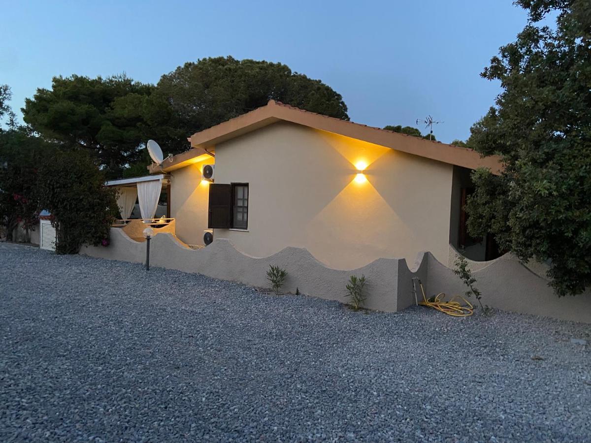 Willa Casa Teresa Porto Pino Zewnętrze zdjęcie